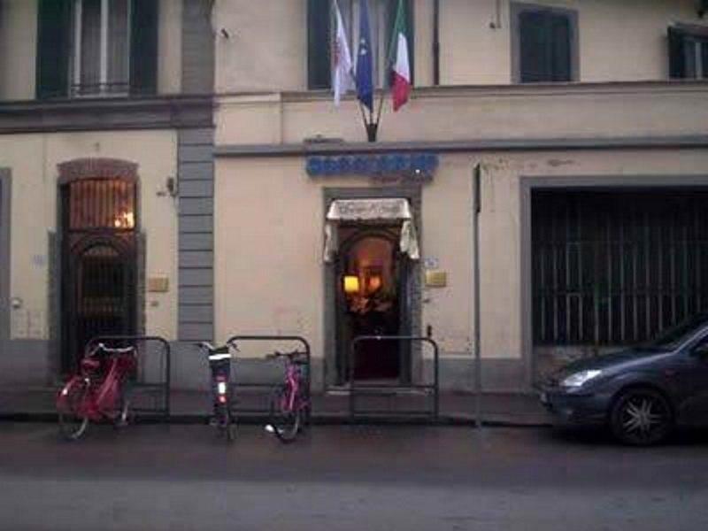 Bed and Breakfast Soggiorno Sogna Firenze Zewnętrze zdjęcie